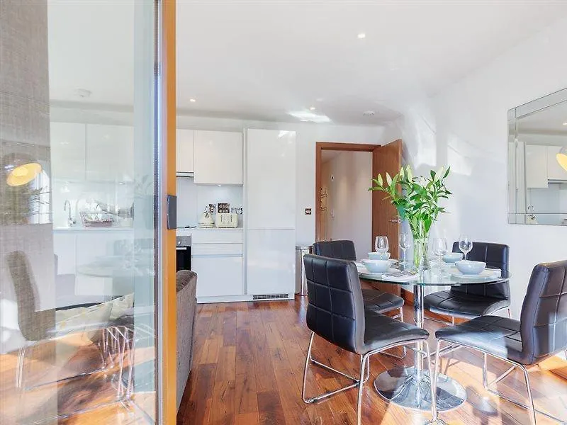 Modern Apartments Close To Colombia Road Market 런던