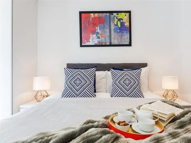 Modern Apartments Close To Colombia Road Market 런던 영국