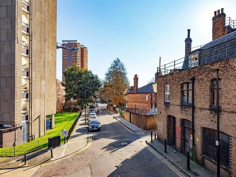 Modern Apartments Close To Colombia Road Market 런던