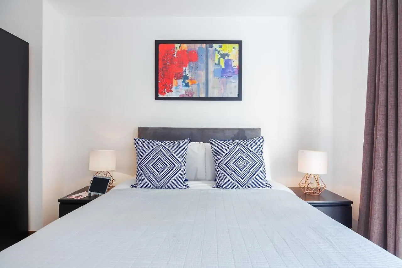 Modern Apartments Close To Colombia Road Market 런던