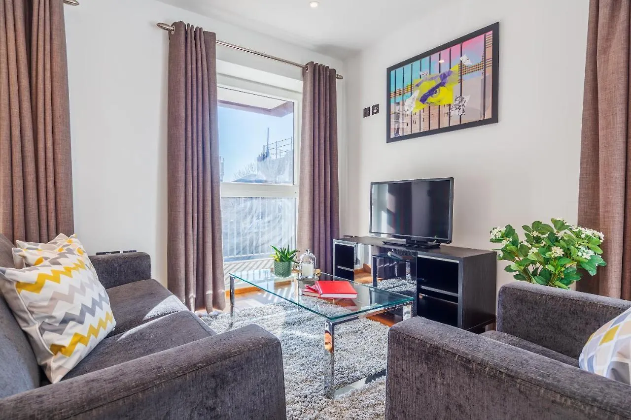 Modern Apartments Close To Colombia Road Market 런던 영국